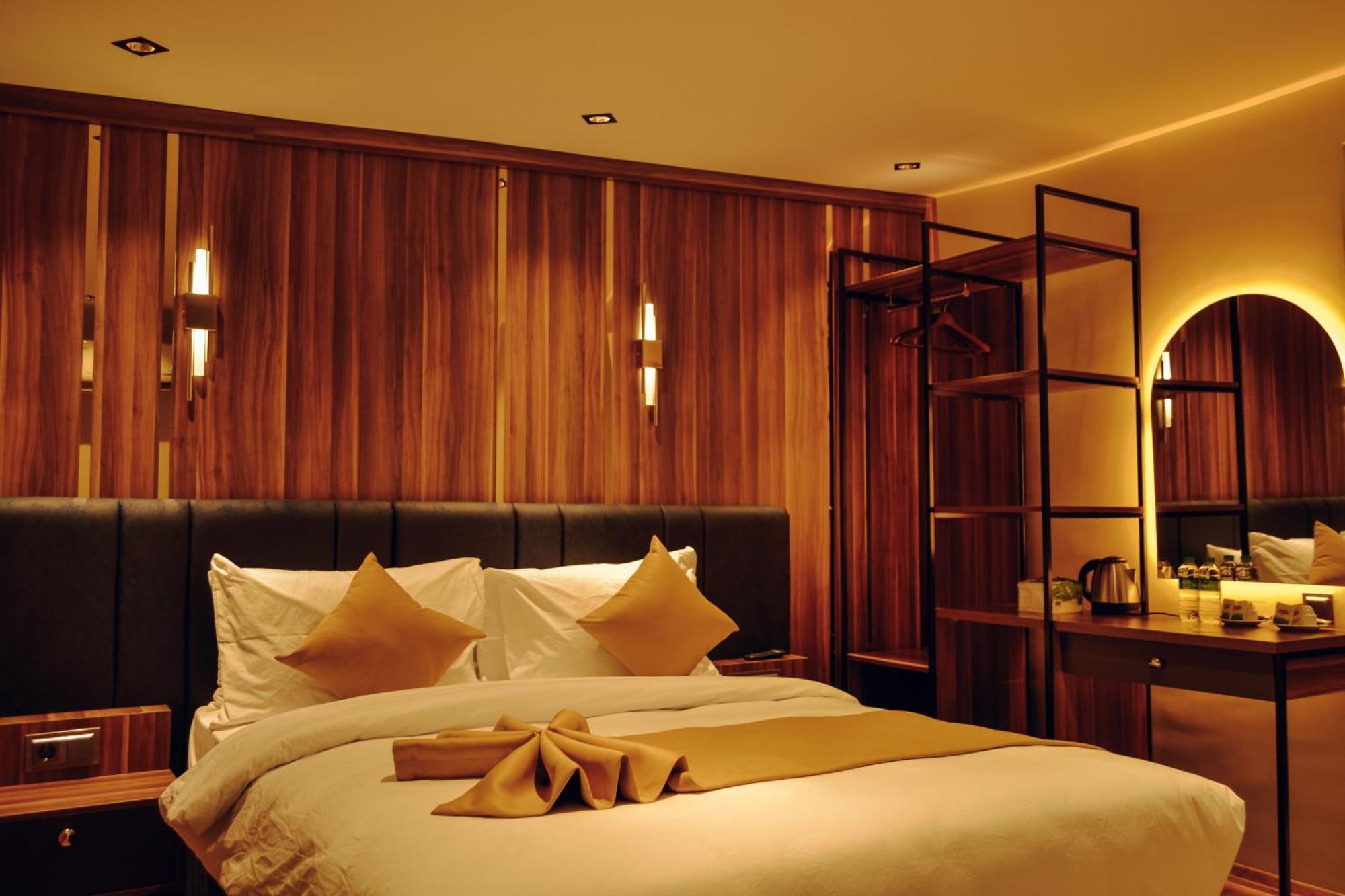 Galata Calm Tale Hotel อิสตันบูล ภายนอก รูปภาพ