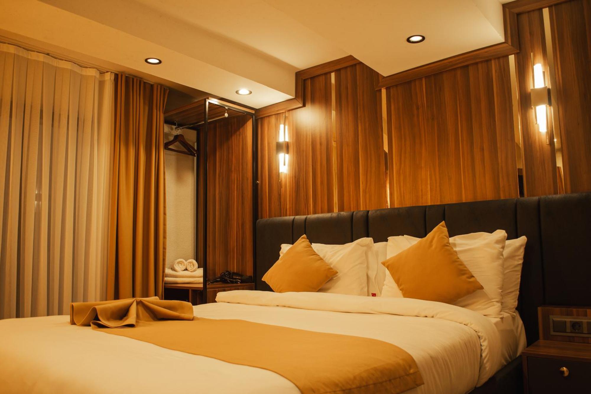 Galata Calm Tale Hotel อิสตันบูล ภายนอก รูปภาพ